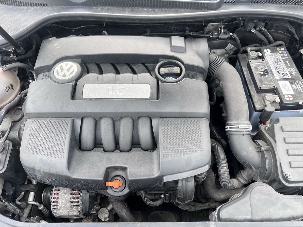 Golf V 1.6 MPi 102km