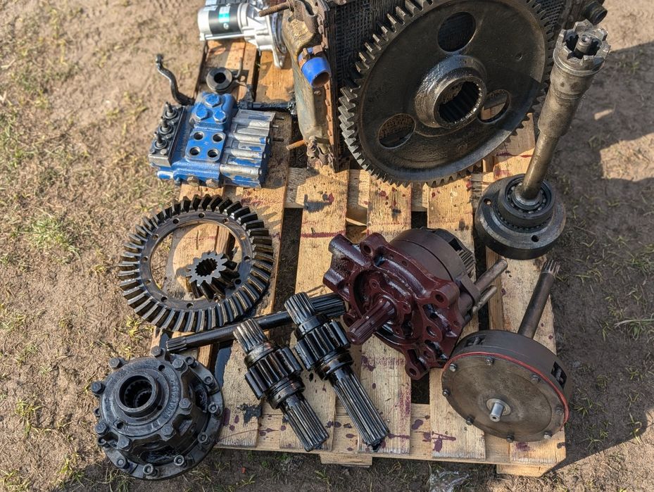 Шрот розборка МТЗ диференціал стакани циліндрички МТЗ 50 80 82 Мост