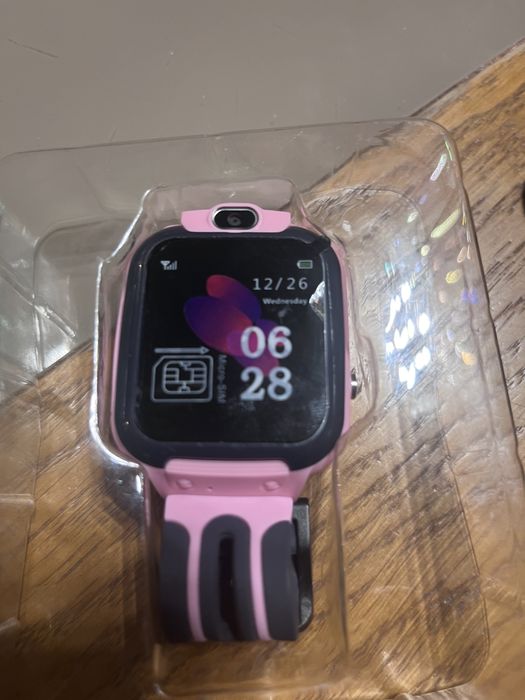 inteligentny zegarek dla dzieci, smartwatch, kamerka, gps, połączenia