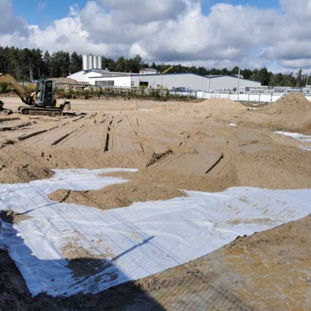 Geowłóknina na ujeżdżalnie, padok, lonżownik mata włóknina