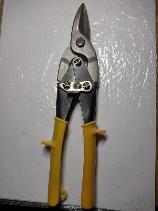 Ножиці по металу