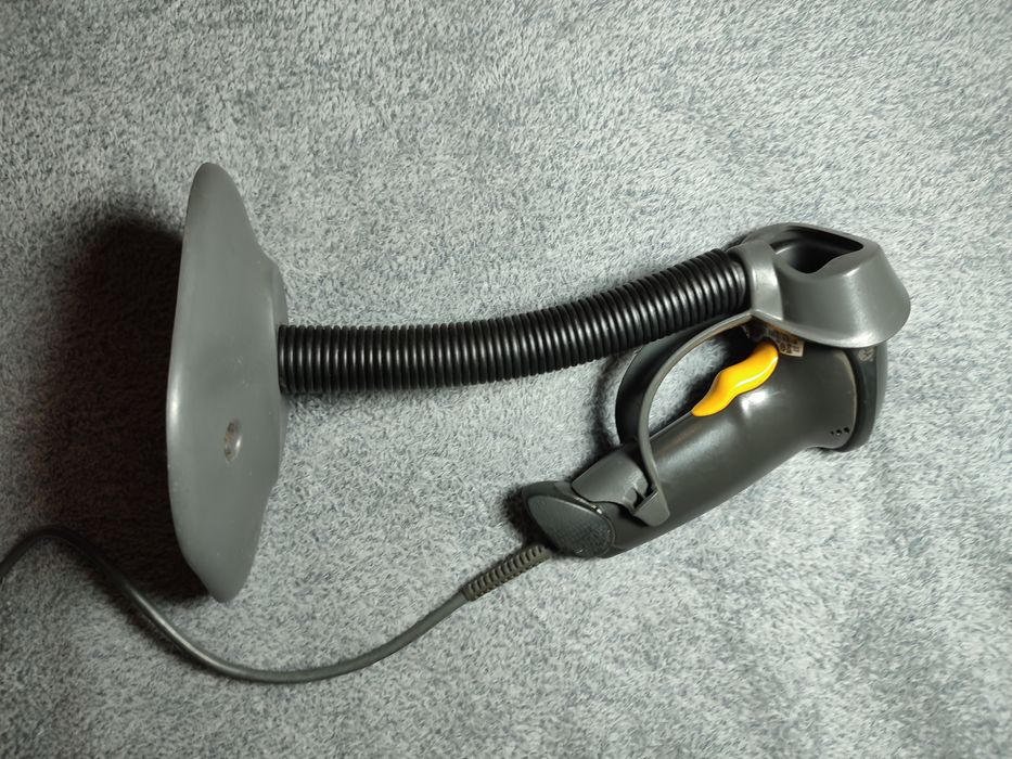 Дротовий сканер штрих-кодів Motorola Symbol LS2208 з підставкою