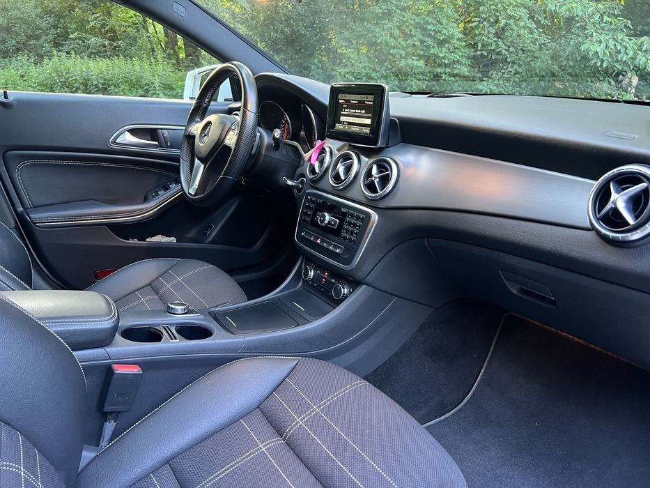 Продам стильний автомобіль