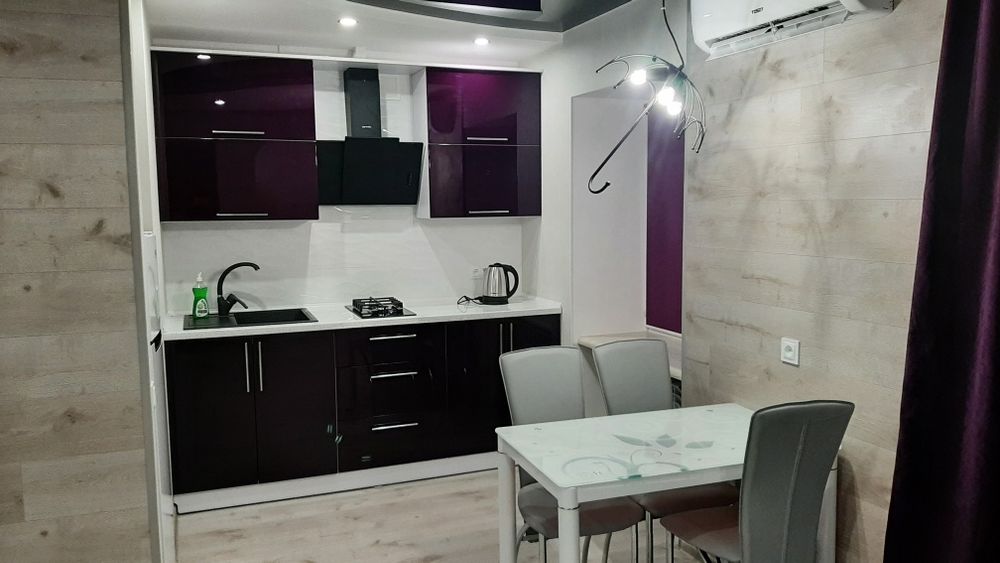 Аренда 2х ком квартиры  посуточно VIP класса в самом центре Чернигова