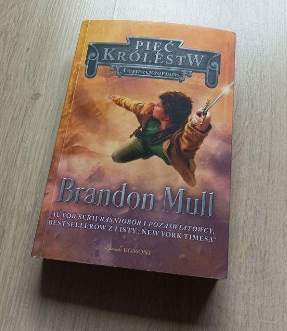 Brandon Mull Pięć Królestw, Łupieżcy Niebios. Przygodowa dla młodzieży