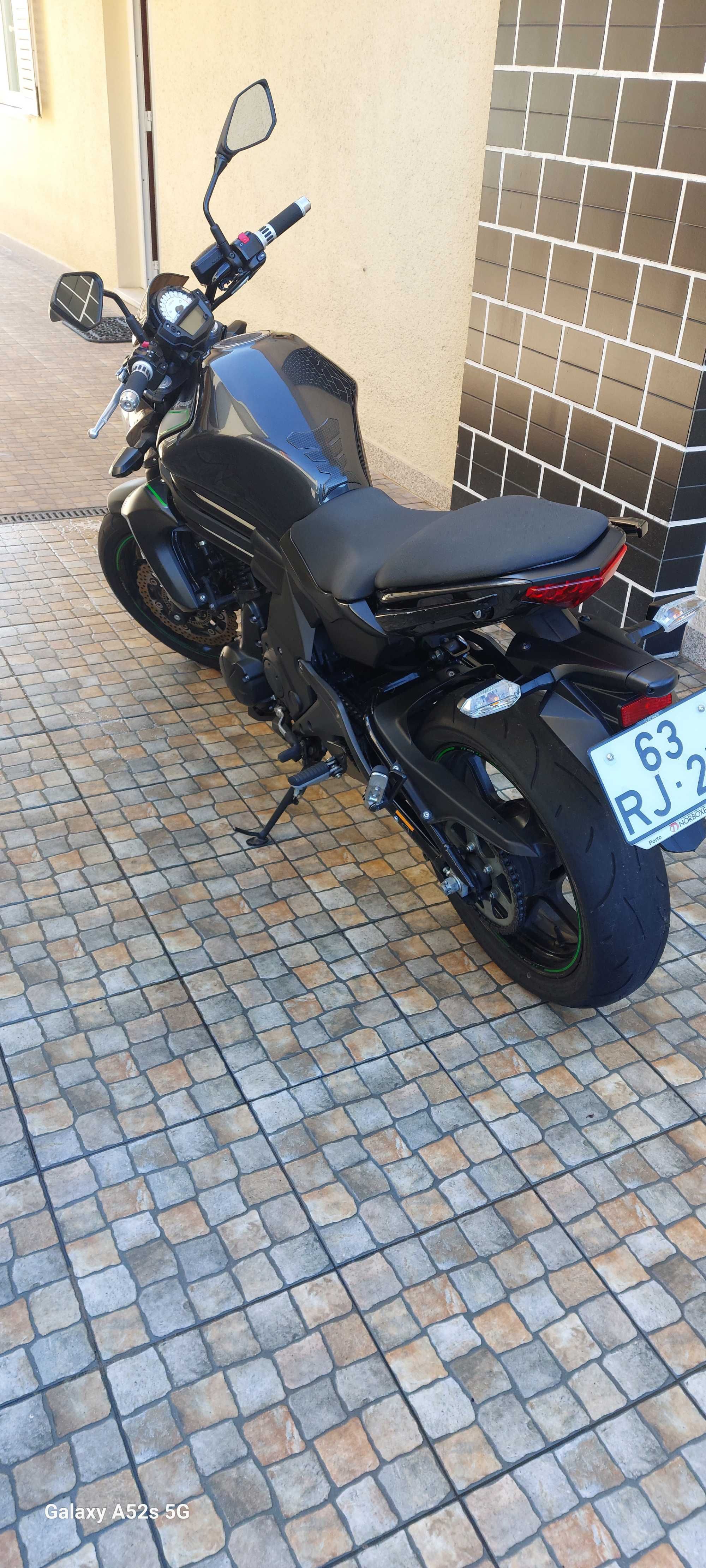 Moto Kawasaki er6n 650