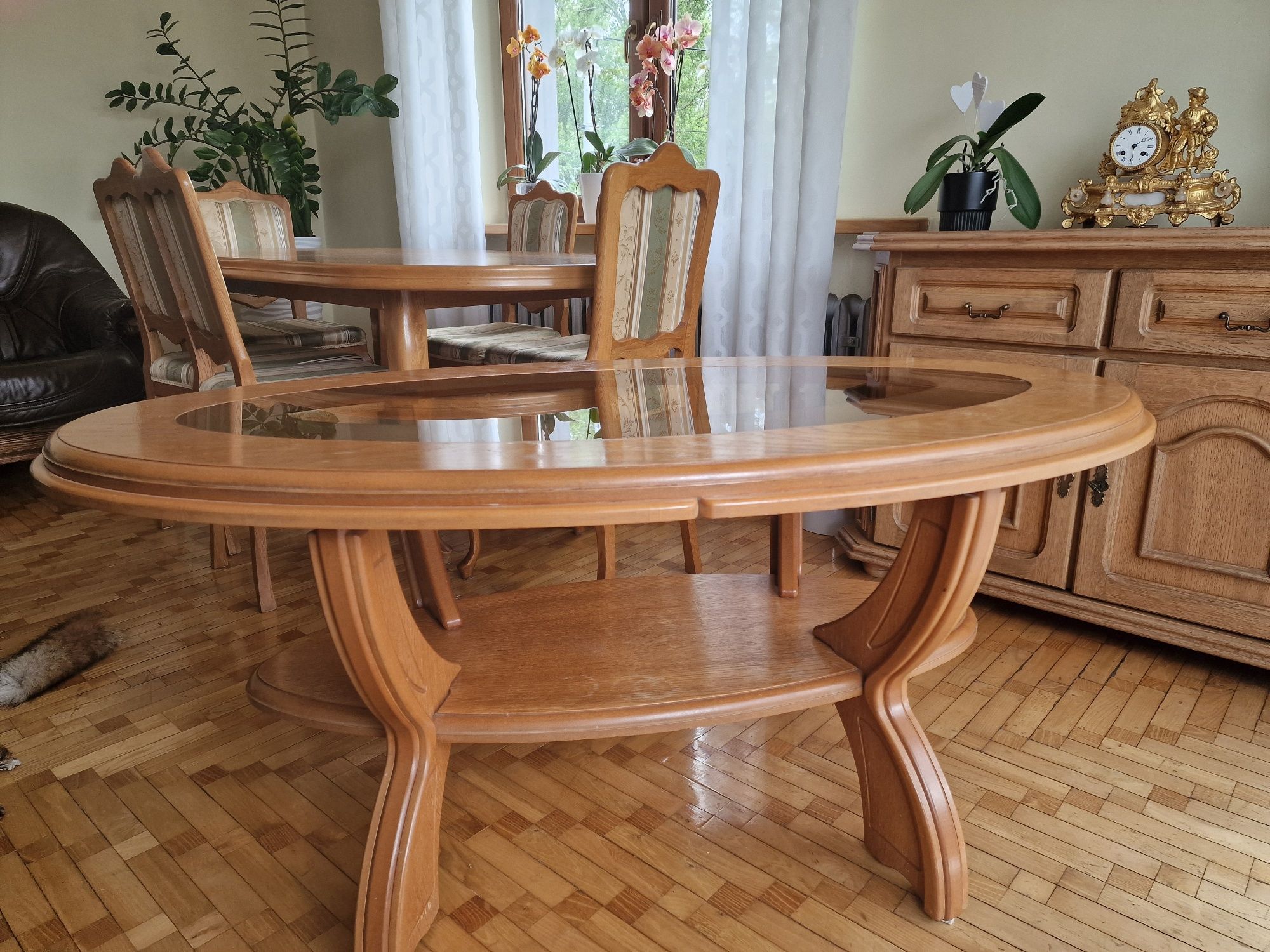 Stół drewniany z krzesłami i ławą w gratisie!!!