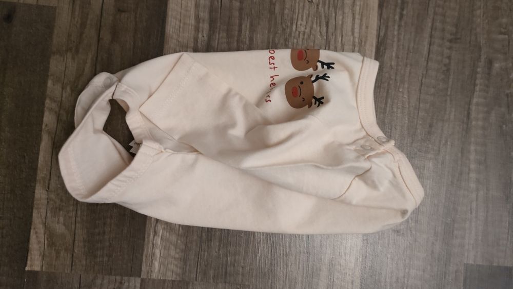 śliczne świąteczne body jak nowe