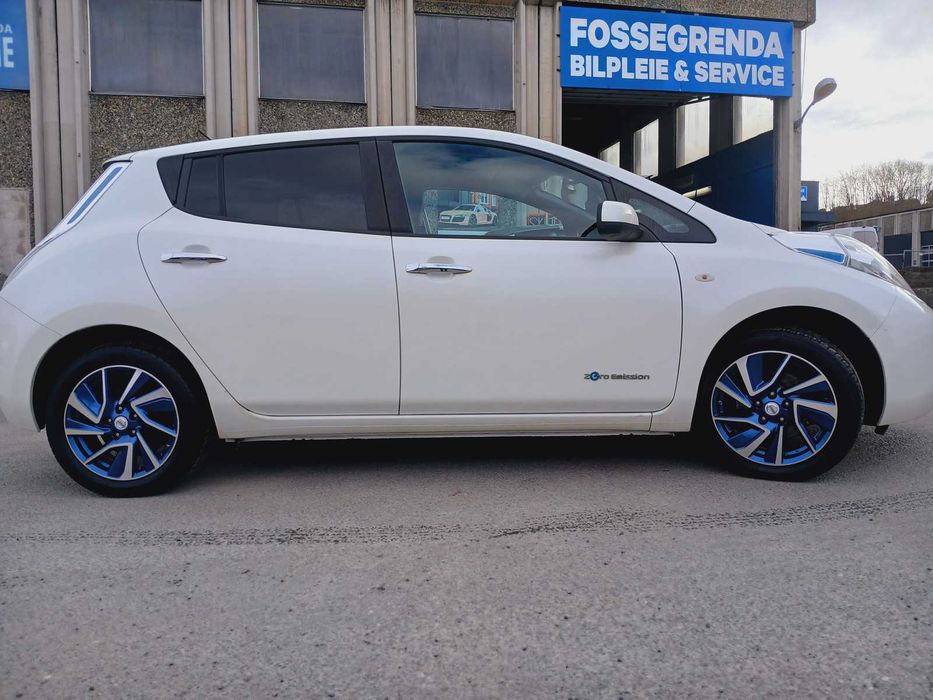 Nissan Leaf 24кВт 2015 рік, Текна, рідний пробіг