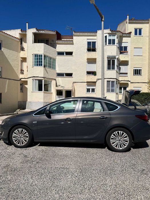 Opel Astra 1.7 Notchback