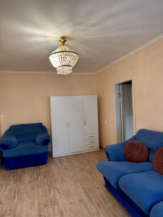 Продам 2- комн квартиру, Нагорный район