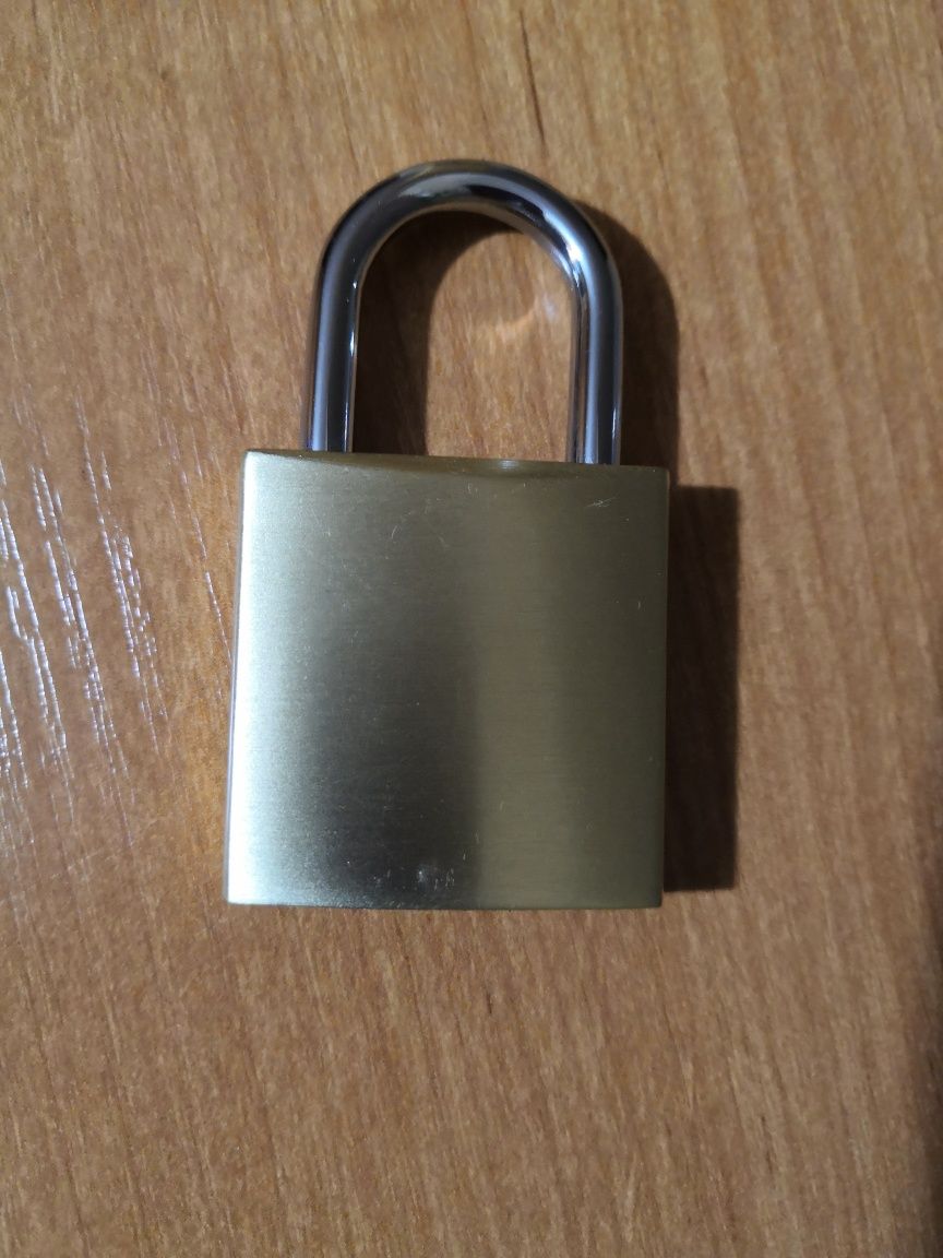 Kolekcjonerski pendrive kłódka