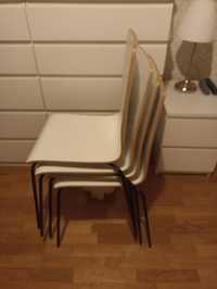 4 Cadeiras brancas c/ estrutura preta IKEA + Mesa