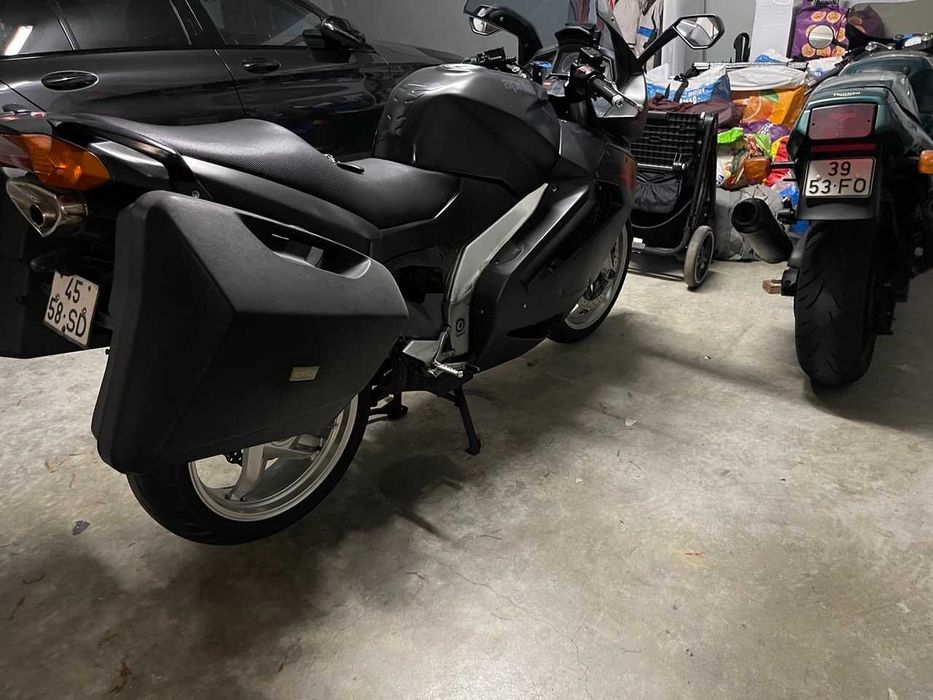 Aprilia RST 1000 Futura