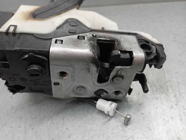 Fechadura / fecho porta frente direito PEUGEOT 208