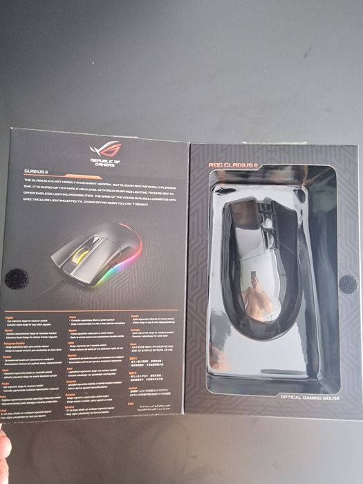 Rato Asus ROG Gladius II