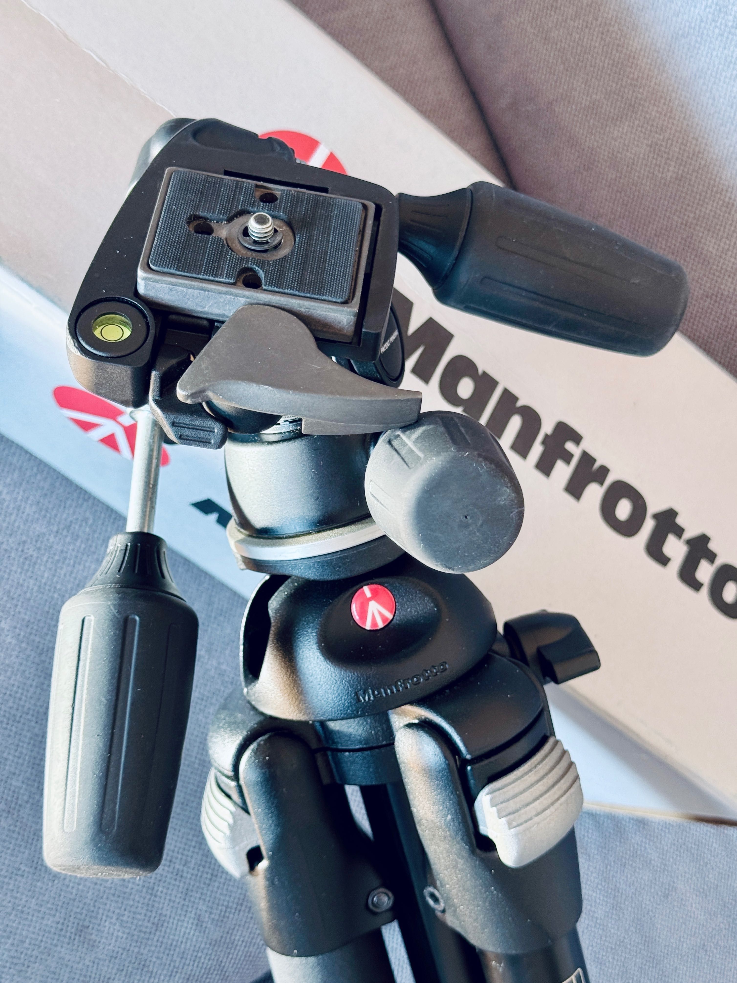 Statyw Manfrotto 055PROB z głowicą Manfrotto 804RC2
