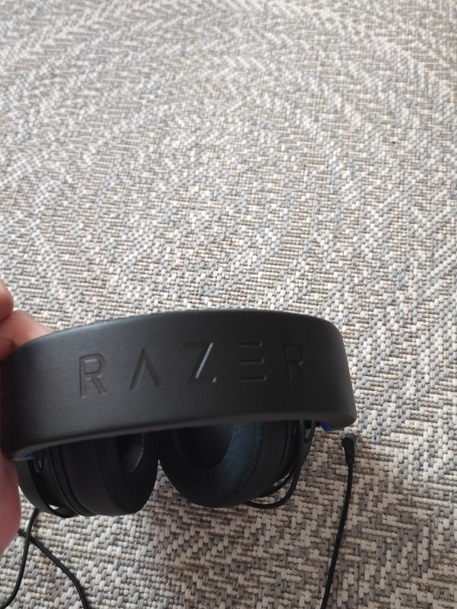 Słuchawki Razer uszkodzony suwak od głośności