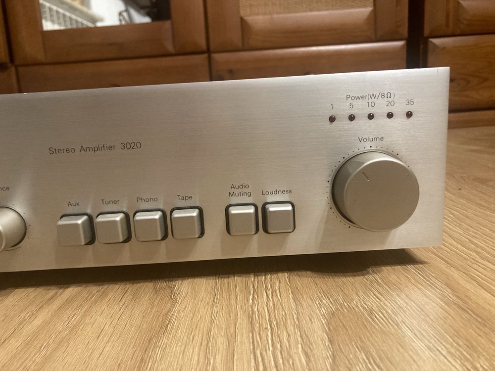 Wzmacniacz NAD3020, Silver, idealny