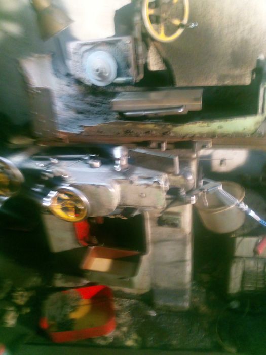 Szlifierka na płasko z uchwytem magnetycznym