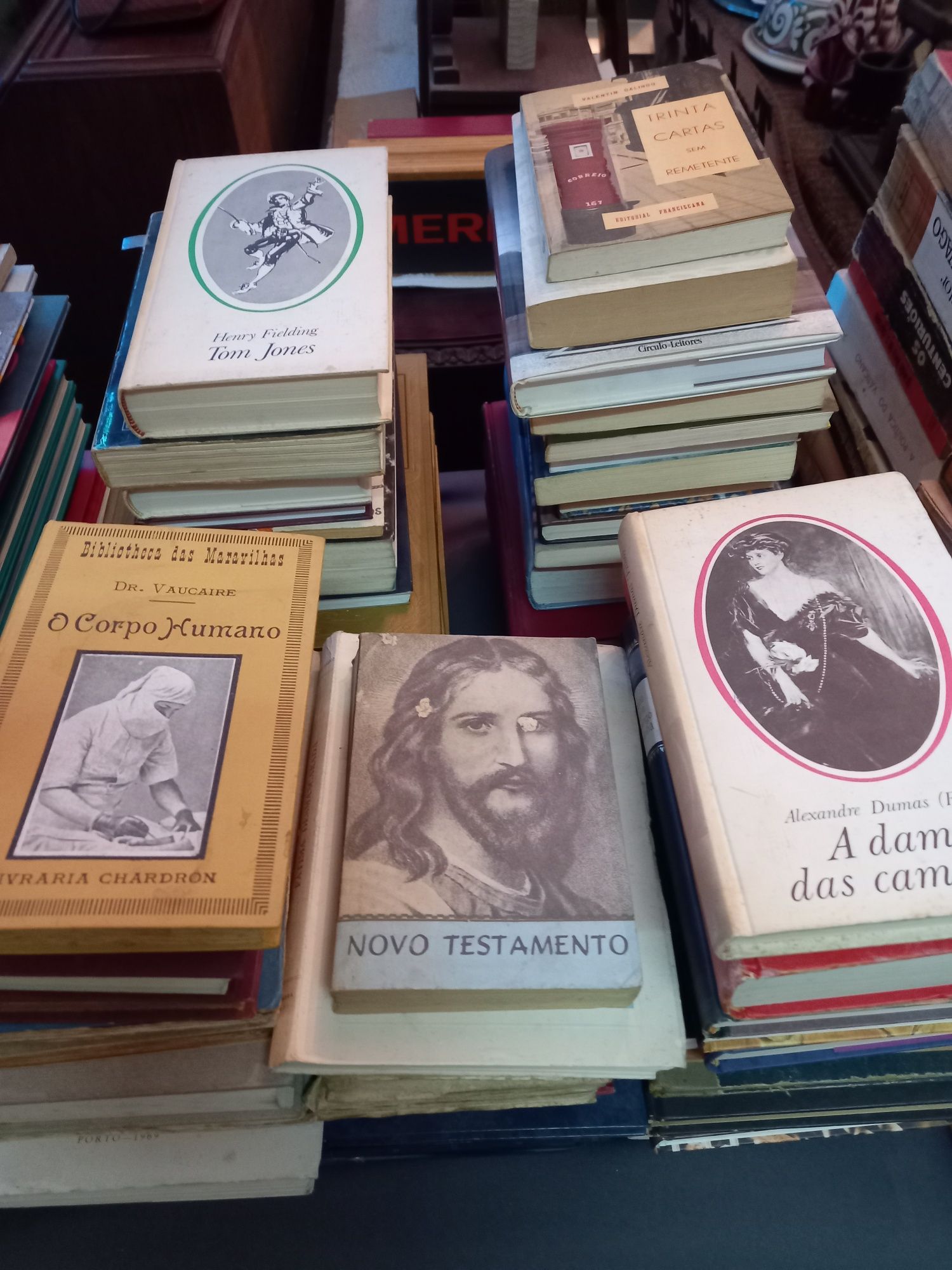 Livros à escolha