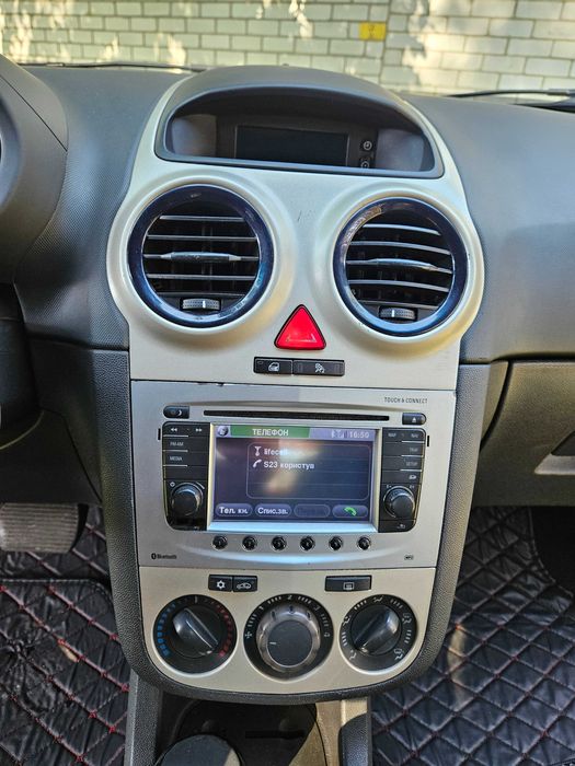 Продаєтся Opel Corsa 1.2