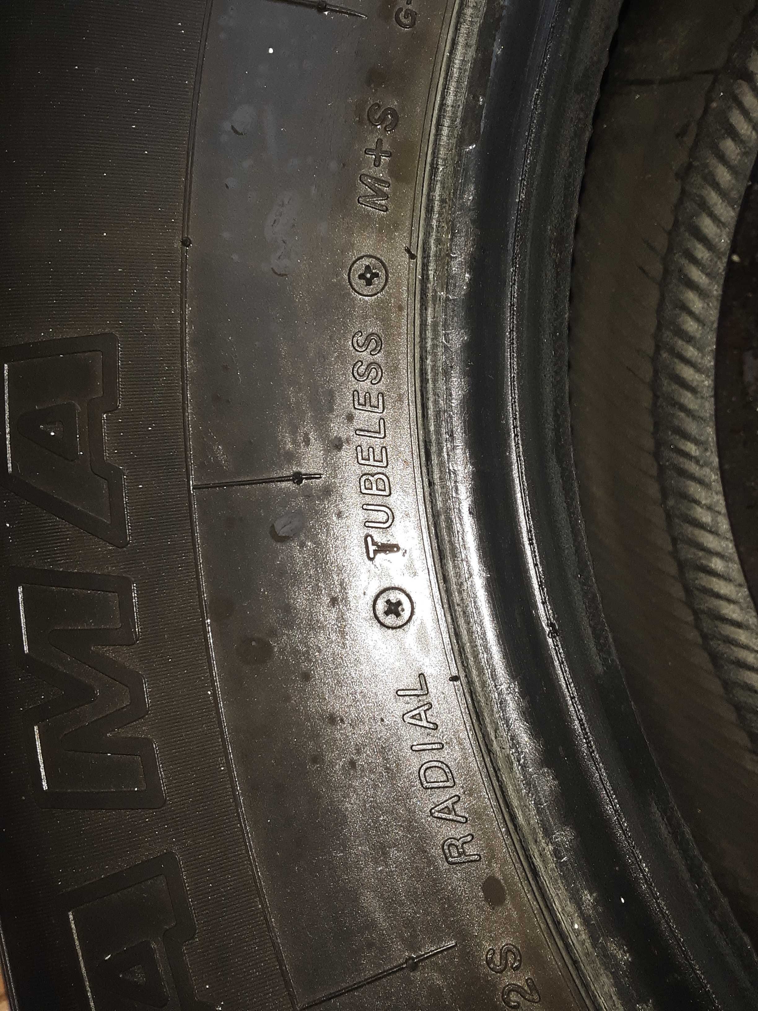 Резина 265/70 R16  YOKOHAMA..