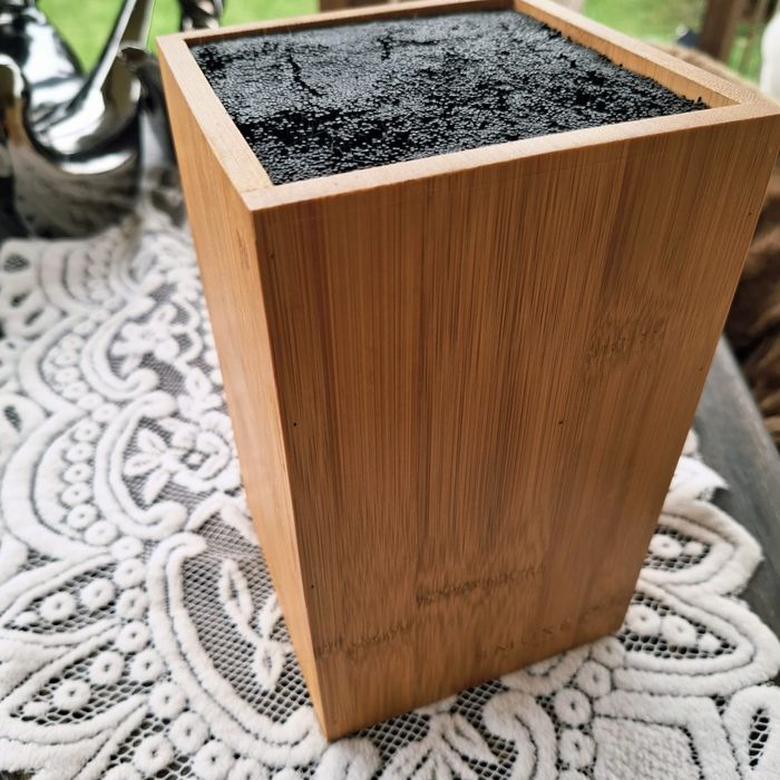 Bambus do przechowywania noży