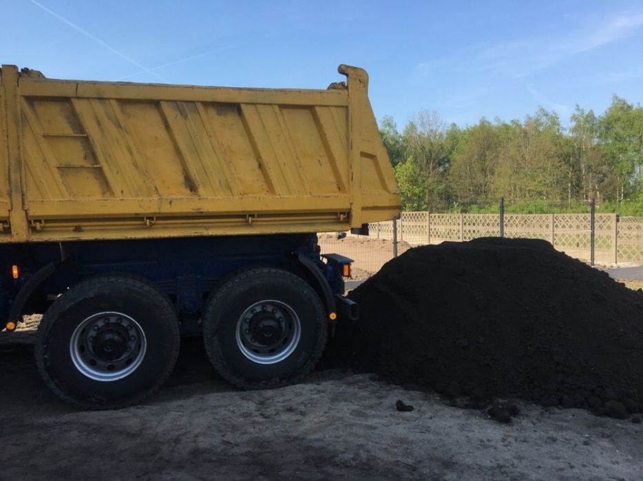 Eco humus czarny ogrodniczy trawnik ziemia czarnoziem