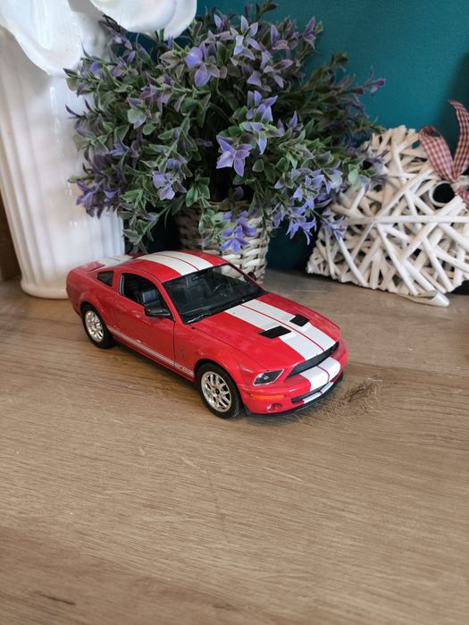 Ford Shelby GT -500 1:24 Welly