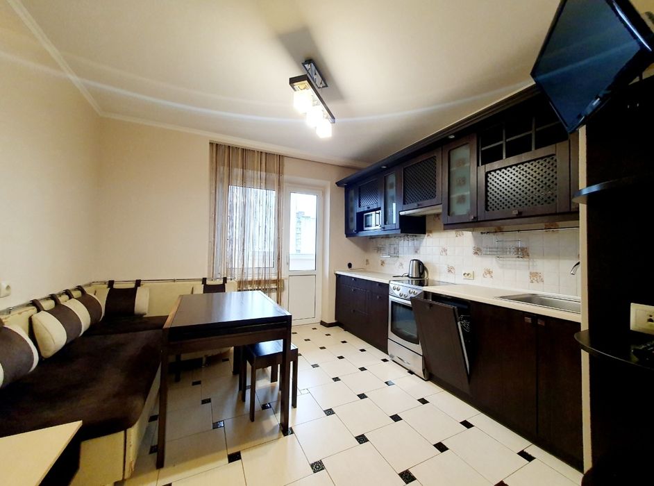 1к, Григоренко 39В, ТЦ Пирамида/Эпицентр, 45м2, метро Позняки 5 мин