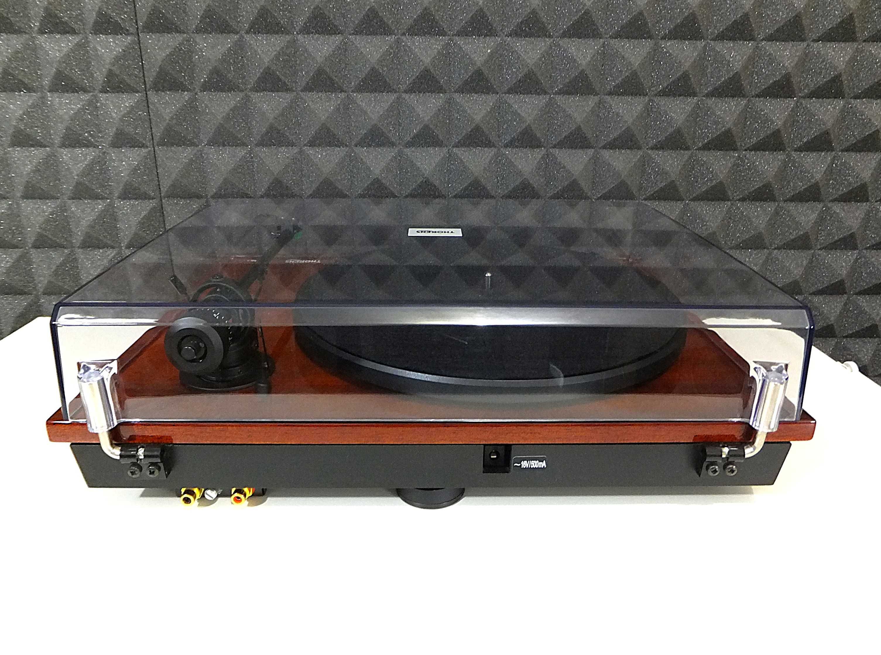 Elegancki gramofon Thorens TD 295 Mk IV