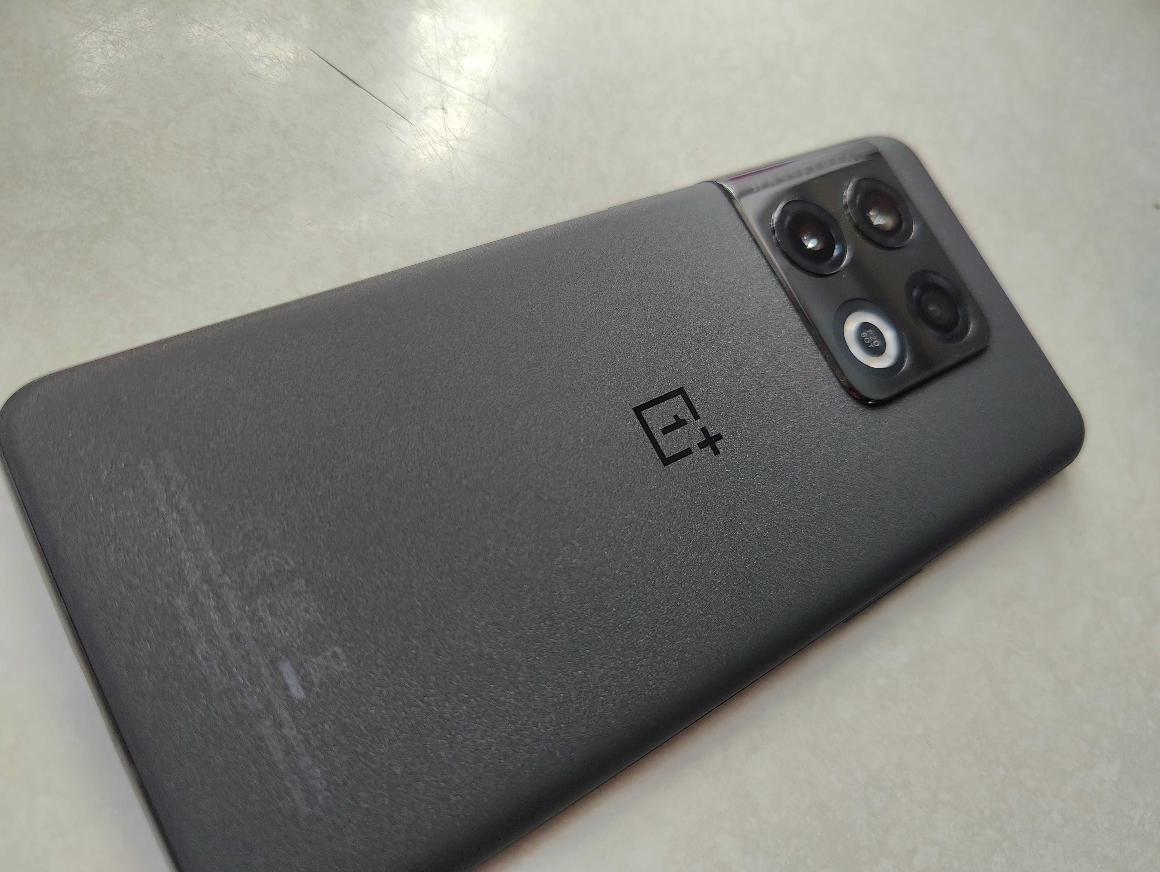 oneplus one 10 pro czarny volcanic black