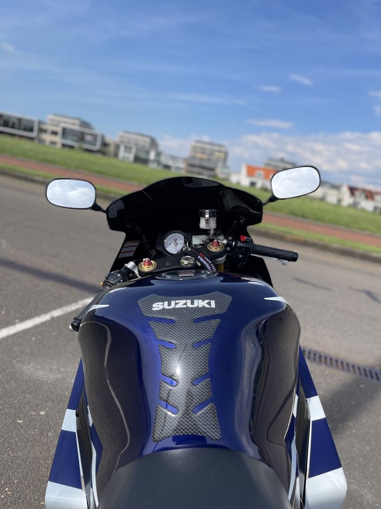 Suzuki GSX-R 1000 K4