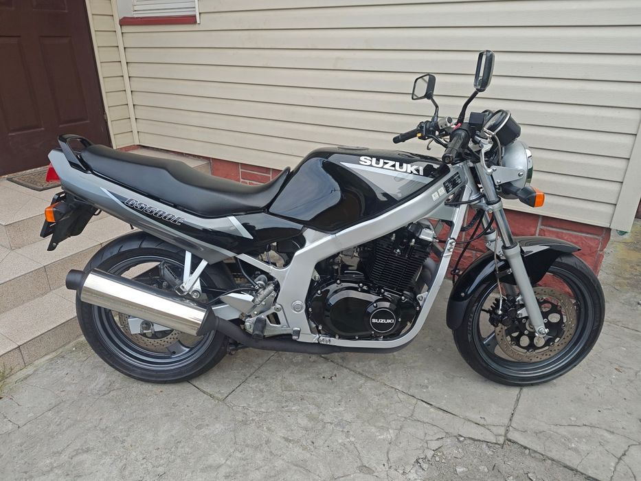 Suzuki GS 500 en CB xj kat. A 2