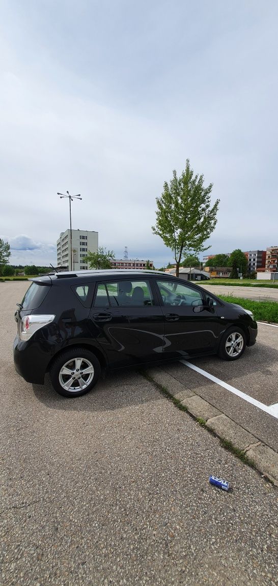 Toyota verso 1.8 147KM  2010