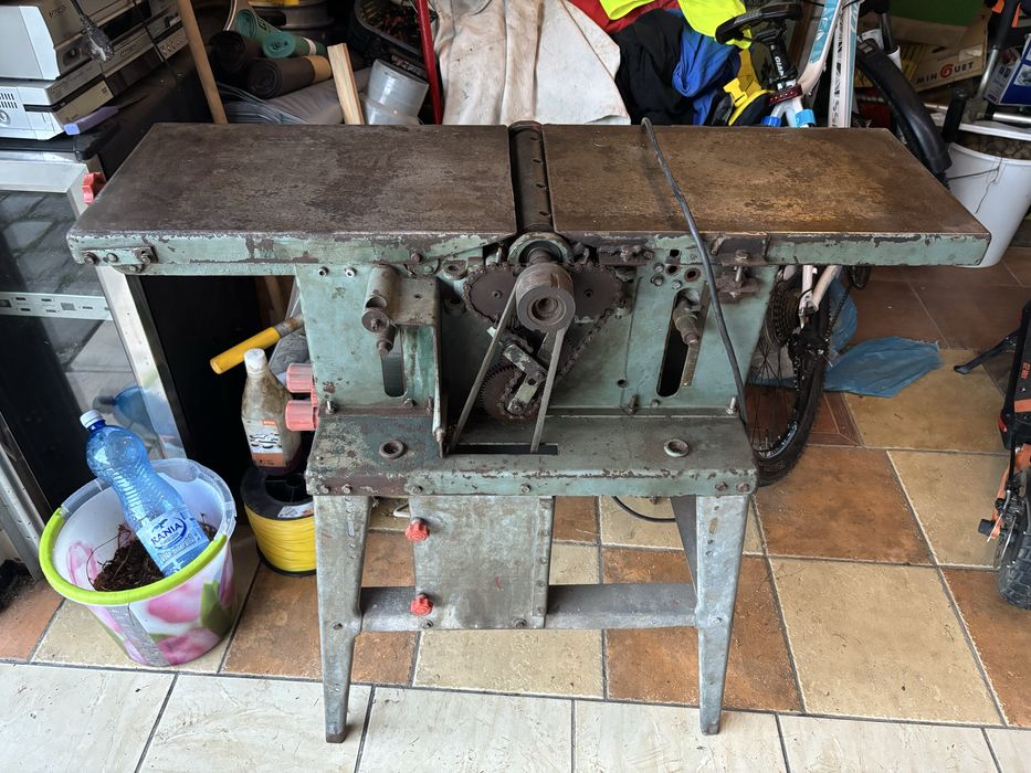 Sprzedam maszynę do drewna dyma 8