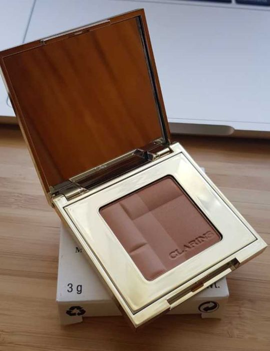 Clarins bronzing duo mineral powder compact