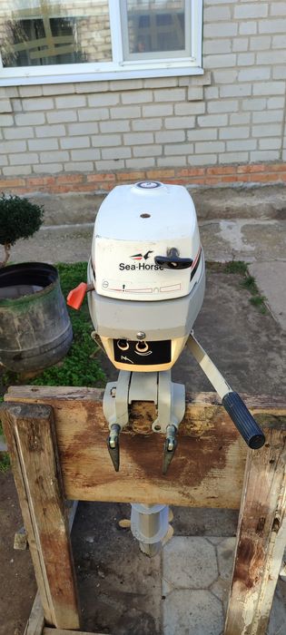 Лодочний мотор двигун Johnson Evinrude 4