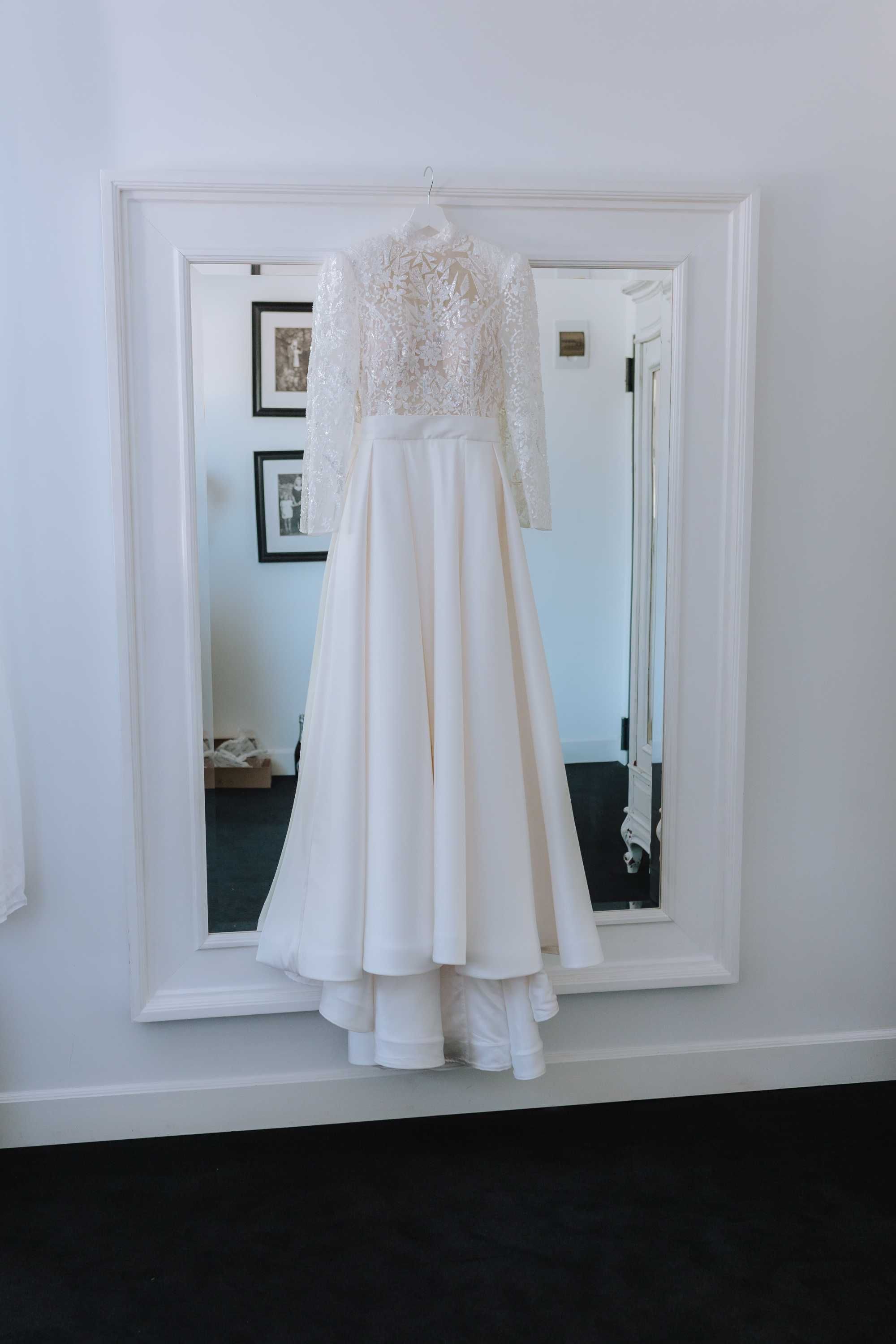 Suknia ślubna biała królowa lodu Fanfaronada z długim rękawem