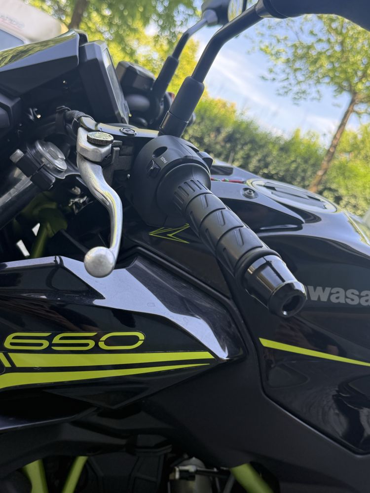 Kawasaki Z 650 Ano2020
