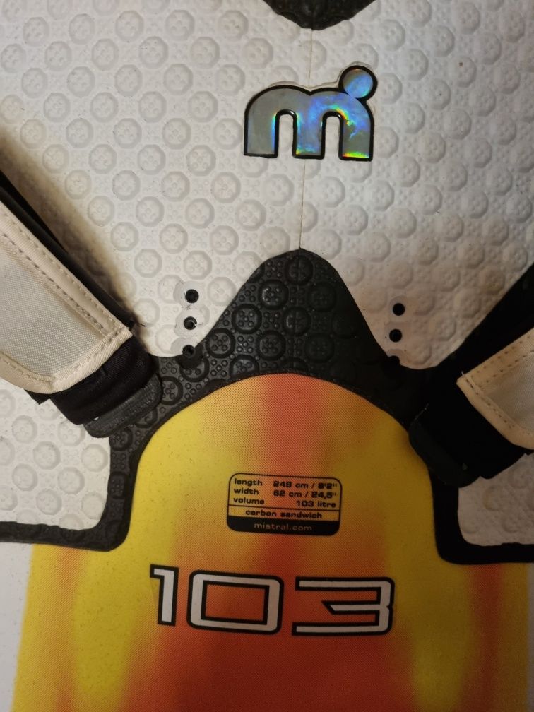 windsurf mistral synchro 103.