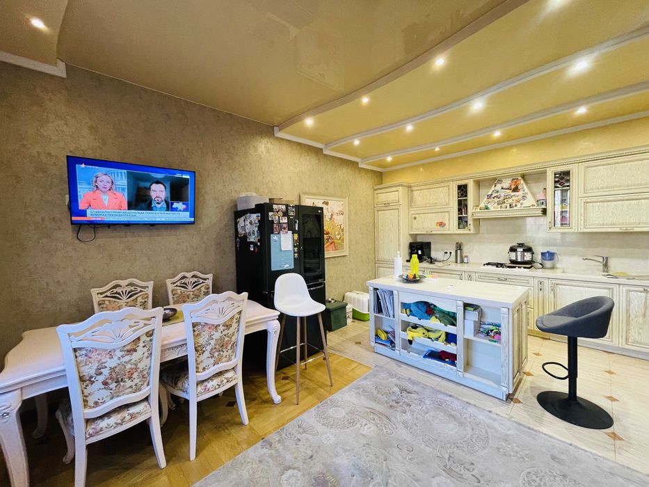 Продаж будинку з ремонтом Сокільники поруч"Вікторія Гарденс" у Львові!