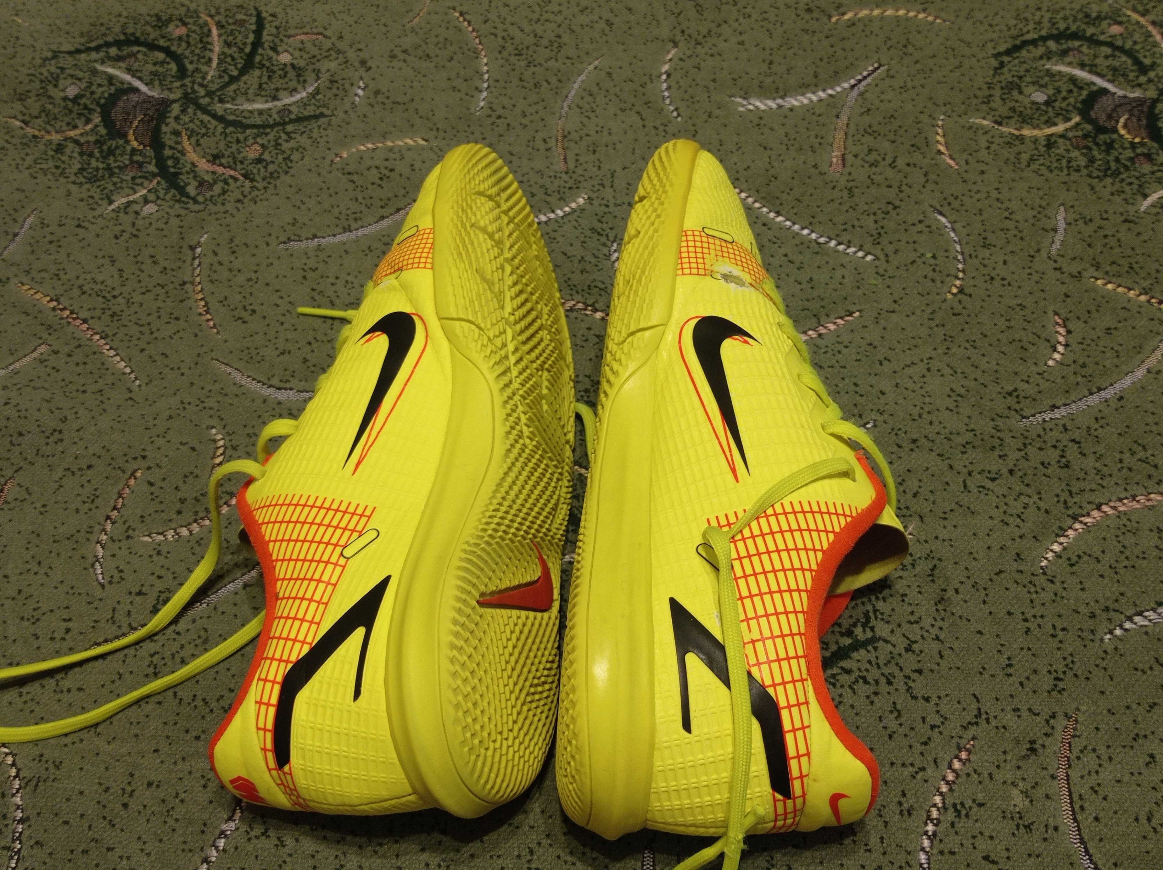Футзалки Nike Mercurial (оригинал)фирменные размер-37,5 стелька-23,5см