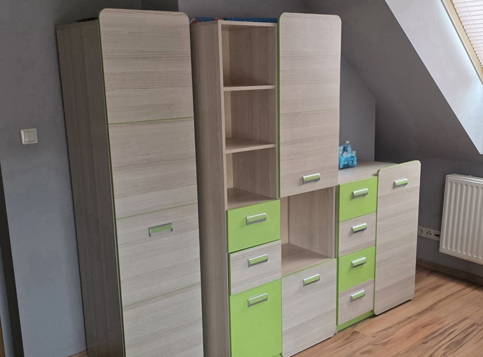 Meble do pokoju młodzieżowego - zestaw