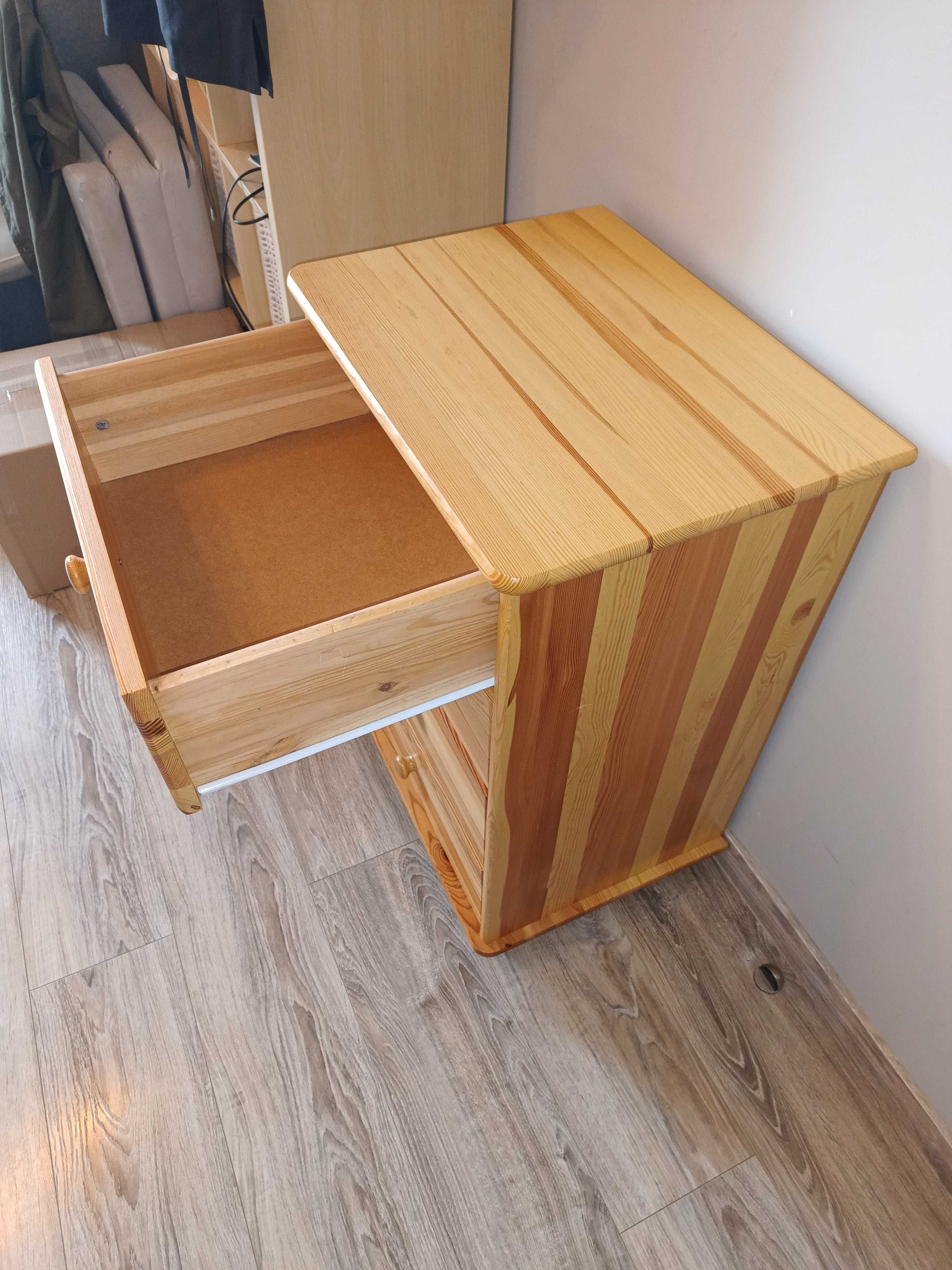 KOMODA SOSNOWA bardzo solidna, pojemna, wymiary 85x60x46  (4 szuflady)
