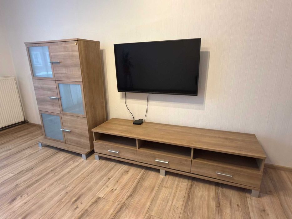 Zestaw szafka i witryna rtv