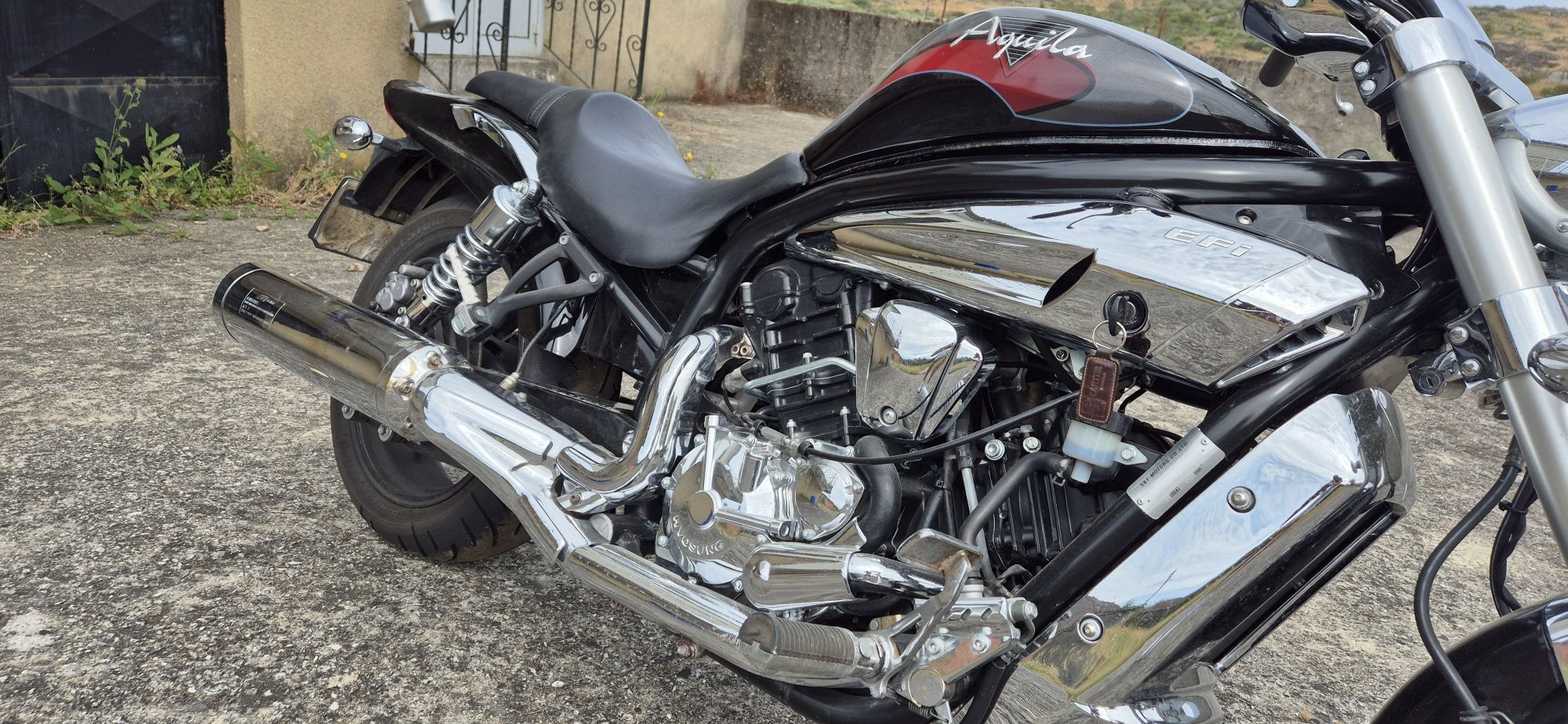 Hyosung Aquila 650cc