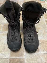 Buty wojskowe mon