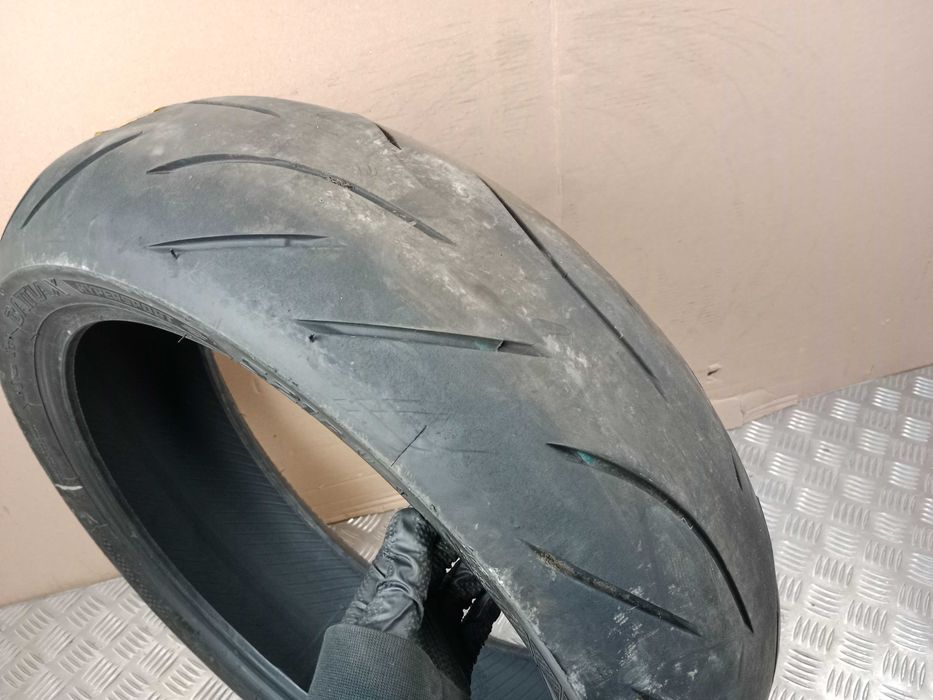 Opona Motocyklowa Bridgestone Battlax S21R Tył Tylna 180/55 ZR17
